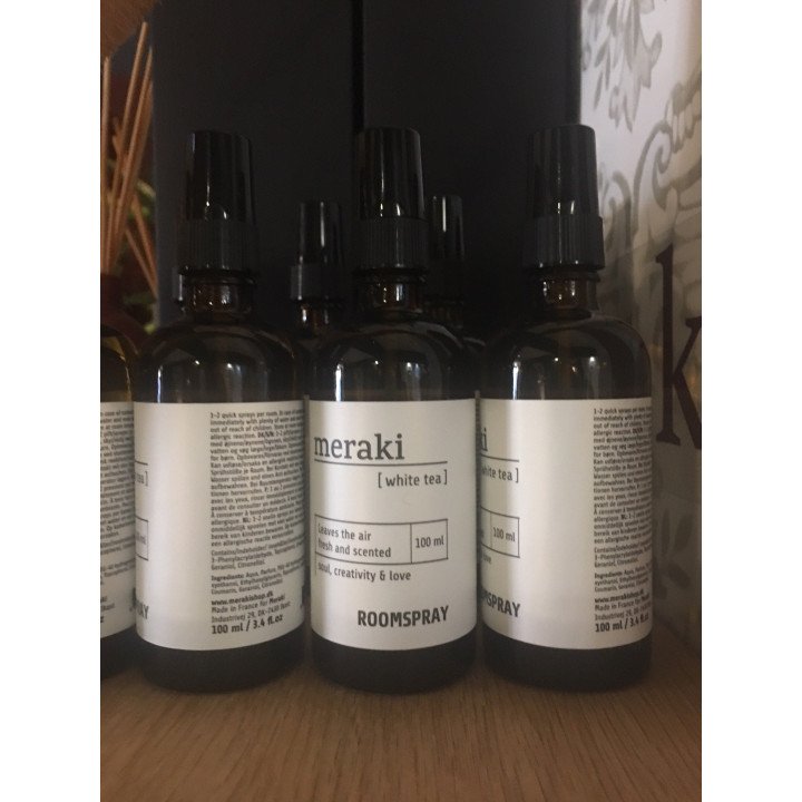Room Spray, White Tea de MERAKI