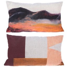 Printed cushion painted mountain 35 x 60 cm.